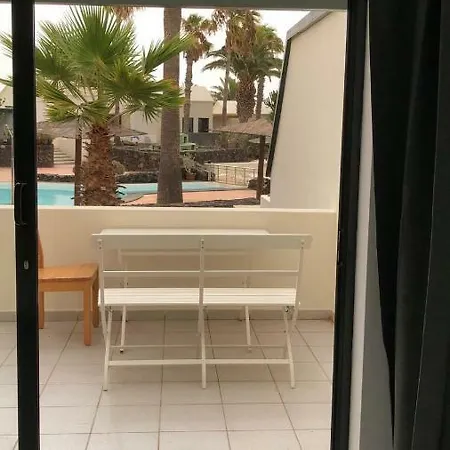 Apartment Lanzarotemar,piscina,sol...paraiso. Costa Teguise